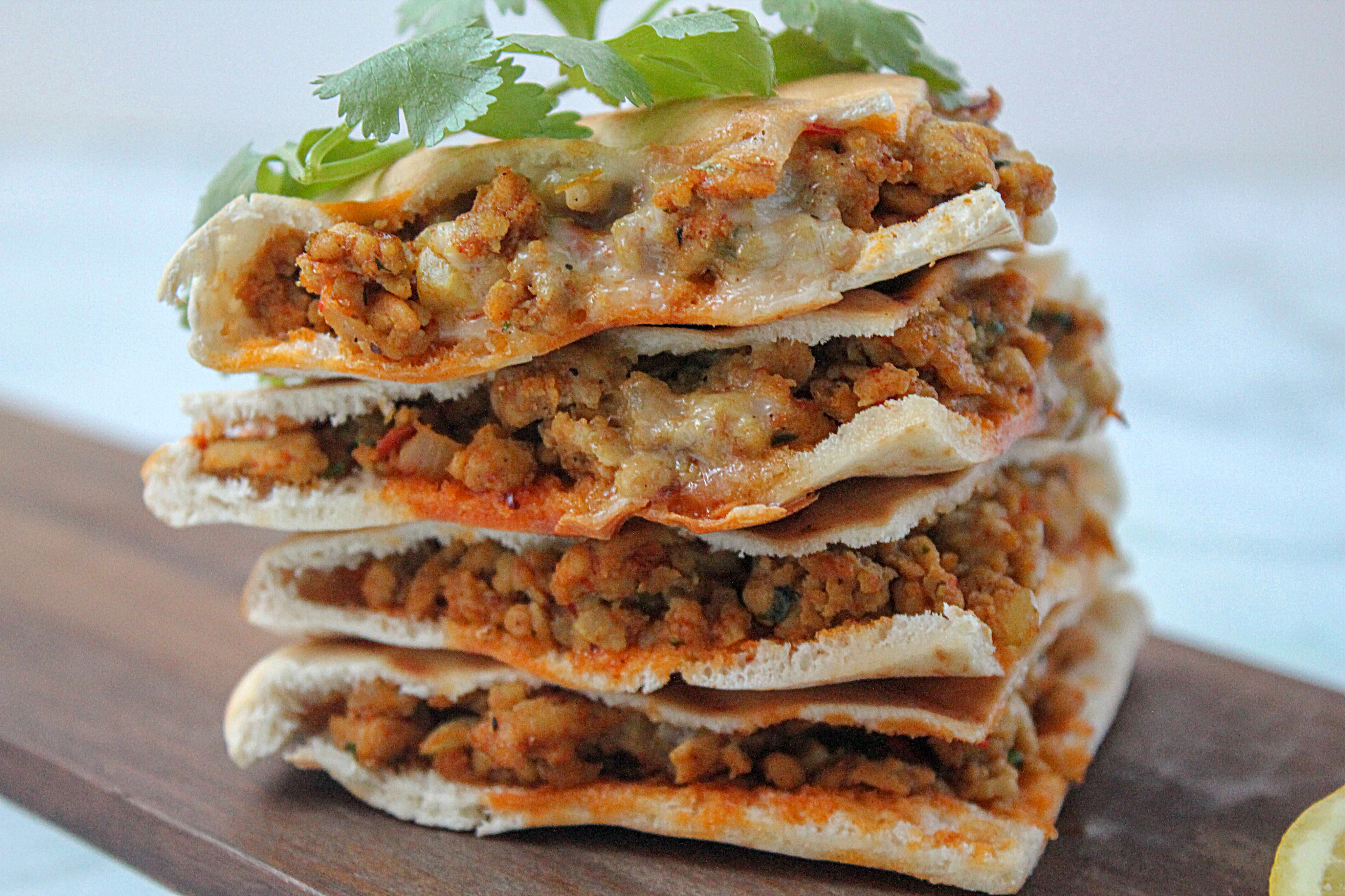 Spicy Chicken Arayes (Stuffed Pitas) – Pixels And Plates